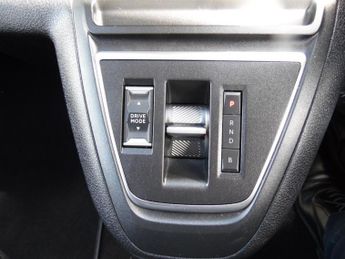 PEUGEOT TRAVELLER BUSINESS VIP 5DR AUTOMATIC