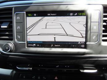 PEUGEOT TRAVELLER BUSINESS VIP 5DR AUTOMATIC