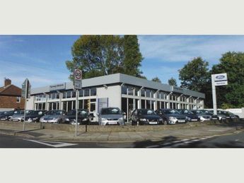 PEUGEOT TRAVELLER BUSINESS VIP 5DR AUTOMATIC