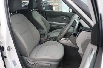 KIA SOUL EV ELECTRIC HATCHBAC EV 5DR Automatic