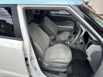KIA SOUL EV ELECTRIC HATCHBAC EV 5DR Automatic