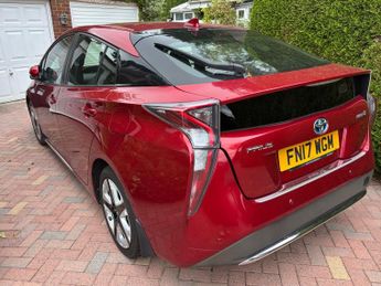 TOYOTA PRIUS PETROL/ELECTRIC HAT 1.8 PHEV BUSINESS EDITION PLUS 5DR CVT