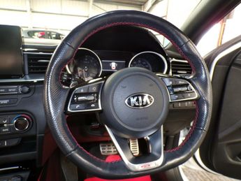 KIA PROCEED GT ISG 1.6 GT ISG 5DR Semi Automatic