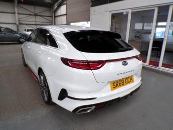 KIA PROCEED GT ISG 1.6 GT ISG 5DR Semi Automatic