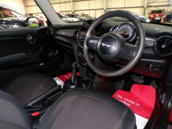 MINI HATCH COOPER D 1.5 COOPER D 3DR Automatic