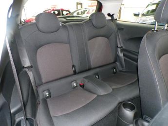 MINI HATCH COOPER D 1.5 COOPER D 3DR Automatic