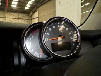 MINI HATCH COOPER D 1.5 COOPER D 3DR Automatic