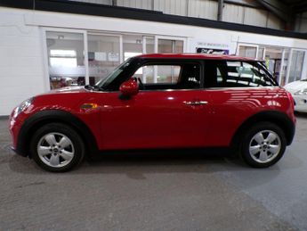 MINI HATCH COOPER D 1.5 COOPER D 3DR Automatic