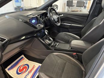 FORD KUGA ST-LINE X TDCI 1.5 ST-LINE X TDCI 5DR Semi Automatic