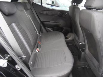 HYUNDAI I10 1.0 MPI PREMIUM 5DR AUTOMATIC
