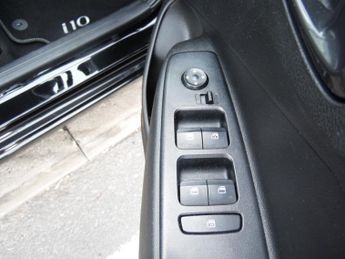 HYUNDAI I10 1.0 MPI PREMIUM 5DR AUTOMATIC