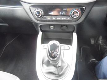 HYUNDAI I10 1.0 MPI PREMIUM 5DR AUTOMATIC