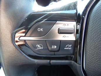 PEUGEOT 308 1.2 PURETECH S/S ALLURE 5DR AUTOMATIC