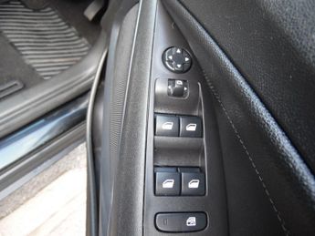 VAUXHALL CROSSLAND 1.2 ELITE EDITION 5DR AUTOMATIC