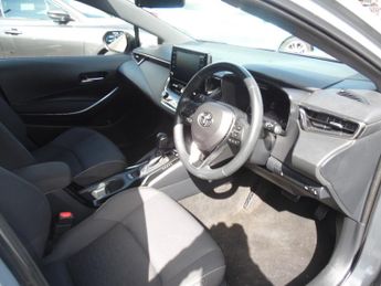 TOYOTA COROLLA 1.8 ICON 5DR CVT