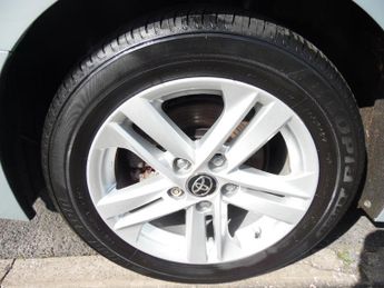 TOYOTA COROLLA 1.8 ICON 5DR CVT
