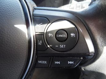 TOYOTA COROLLA 1.8 ICON 5DR CVT