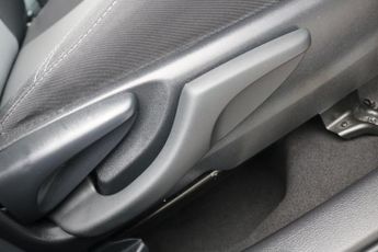 TOYOTA YARIS HATCHBACK 1.5 VVT-I ICON 5DR CVT