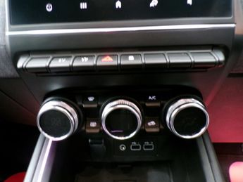 RENAULT CLIO TECHNO E-TECH 1.6 TECHNO E-TECH 5DR Automatic