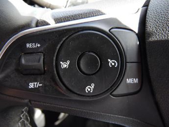 VAUXHALL COMBO LIFE 1.2 ENERGY S/S 5DR AUTOMATIC