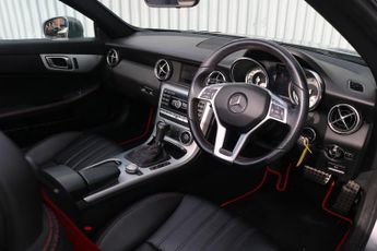 MERCEDES-BENZ SLK SLK250 CDI BLUEEFFICI 2.1 SLK250 CDI BLUEEFFICIENCY AMG SPORT 2DR Automatic