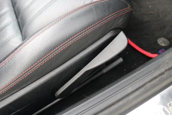 MERCEDES-BENZ SLK SLK250 CDI BLUEEFFICI 2.1 SLK250 CDI BLUEEFFICIENCY AMG SPORT 2DR Automatic