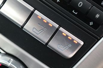 MERCEDES-BENZ SLK SLK250 CDI BLUEEFFICI 2.1 SLK250 CDI BLUEEFFICIENCY AMG SPORT 2DR Automatic