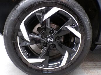 NISSAN JUKE DIG-T N-CONNECTA DCT 1.0 DIG-T N-CONNECTA DCT 5DR Semi Automatic