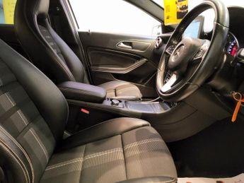 MERCEDES-BENZ A-CLASS A 200 SPORT EDITI 1.6 A 200 SPORT EDITION 5DR Automatic