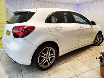 MERCEDES-BENZ A-CLASS A 200 SPORT EDITI 1.6 A 200 SPORT EDITION 5DR Automatic