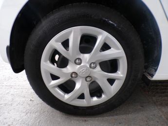 HYUNDAI I10 SE 1.2 SE 5DR Automatic