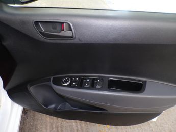 HYUNDAI I10 SE 1.2 SE 5DR Automatic