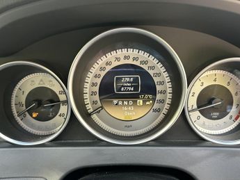 MERCEDES-BENZ C-CLASS C180 BLUEEFFICIEN 1.8 C180 BLUEEFFICIENCY SPORT 4DR Automatic