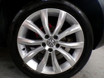VOLKSWAGEN T-ROC SEL TSI EVO DSG 1.5 SEL TSI EVO DSG 5DR Semi Automatic