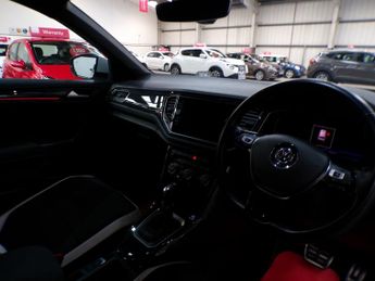 VOLKSWAGEN T-ROC SEL TSI EVO DSG 1.5 SEL TSI EVO DSG 5DR Semi Automatic