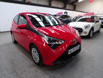 Toyota AYGO 1.0 VVT-I X-PLAY 5DR Manual