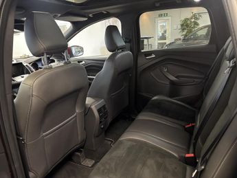 FORD KUGA ST-LINE X TDCI 2.0 ST-LINE X TDCI 5DR Semi Automatic
