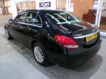 MERCEDES-BENZ C-CLASS C200 D SE EXECUTI 1.6 C200 D SE EXECUTIVE 4DR Automatic