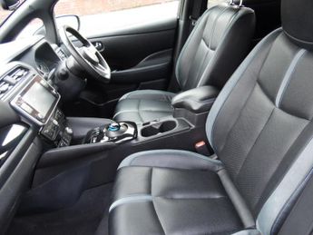NISSAN LEAF TEKNA 5DR AUTOMATIC