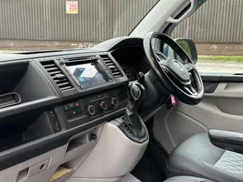 VOLKSWAGEN Transporter T6 T6 2.0 Tdi dsg