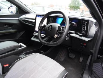 RENAULT MEGANE TECHNO  COMFORT RANGE 5DR AUTOMATIC