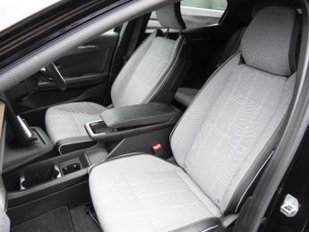 RENAULT MEGANE TECHNO  COMFORT RANGE 5DR AUTOMATIC