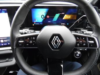 RENAULT MEGANE TECHNO  COMFORT RANGE 5DR AUTOMATIC