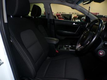 KIA SPORTAGE 1.6 CRDI 2 ISG 5DR Semi Automatic