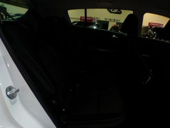KIA SPORTAGE 1.6 CRDI 2 ISG 5DR Semi Automatic