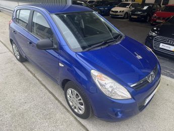 HYUNDAI I20 1.2 CLASSIC 5DR Manual