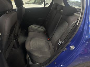 HYUNDAI I20 1.2 CLASSIC 5DR Manual