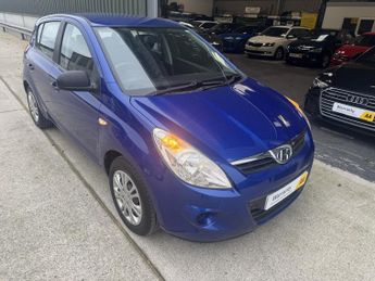HYUNDAI I20 1.2 CLASSIC 5DR Manual