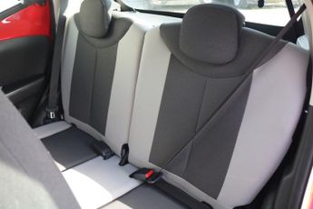 TOYOTA AYGO 1.0 VVT-I X-PLAY X-SHIFT 5DR Semi Automatic