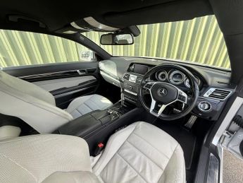 MERCEDES-BENZ E-CLASS 2.1 E220 BLUETEC AMG LINE 2DR Automatic
